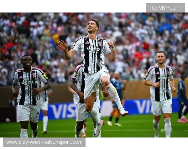 尤文图斯旧将重返都灵，重燃战斗激情，尤文图斯!